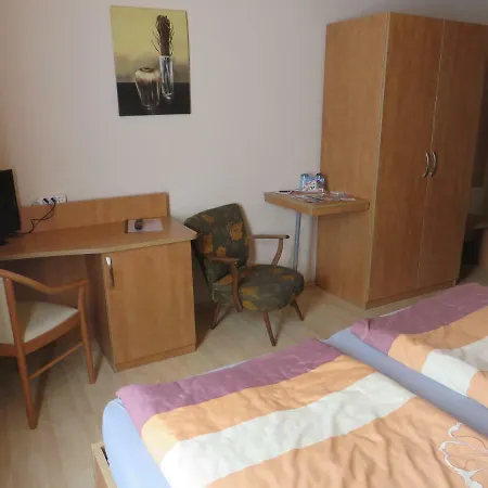 Zur Quelle باد فرانكنهاوزن