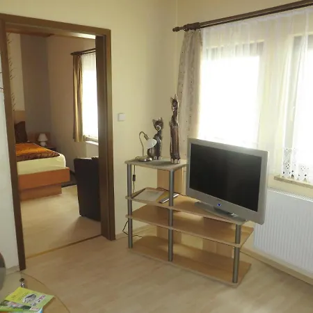 بيت ضيافة Zur Quelle باد فرانكنهاوزن